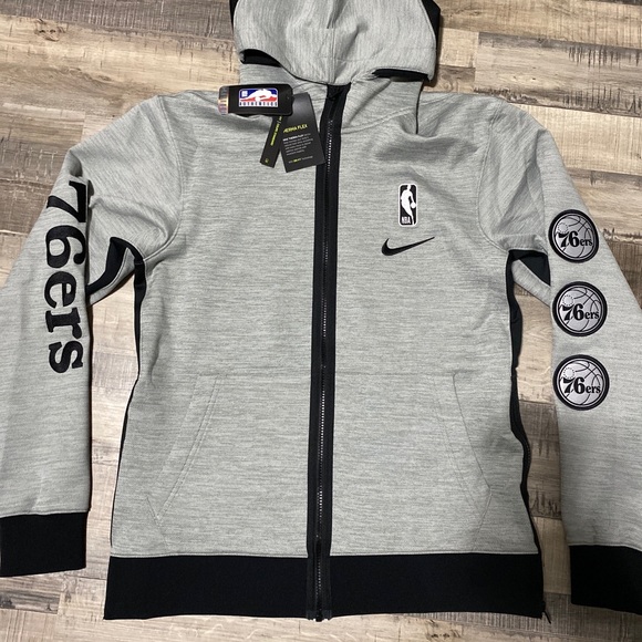 76ers therma flex hoodie